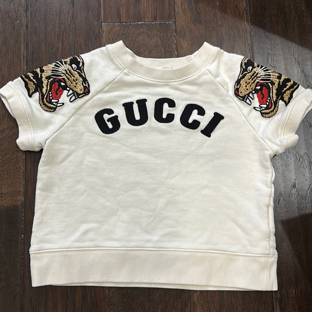 Gucci T shirt 4T
